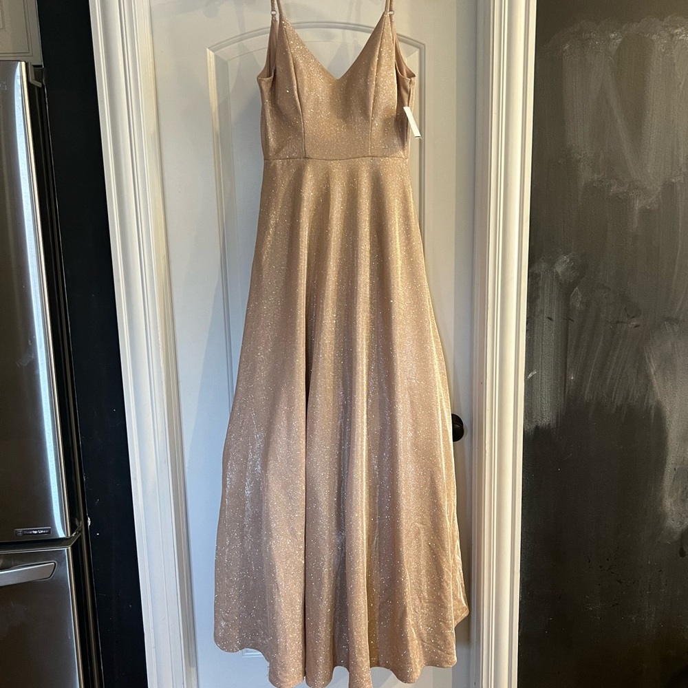 Brand new- David’s Bridal Prom dress with pockets